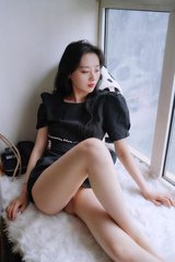 她的胴体经历完整无删减